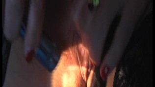 geile MILF Saarladie fingert